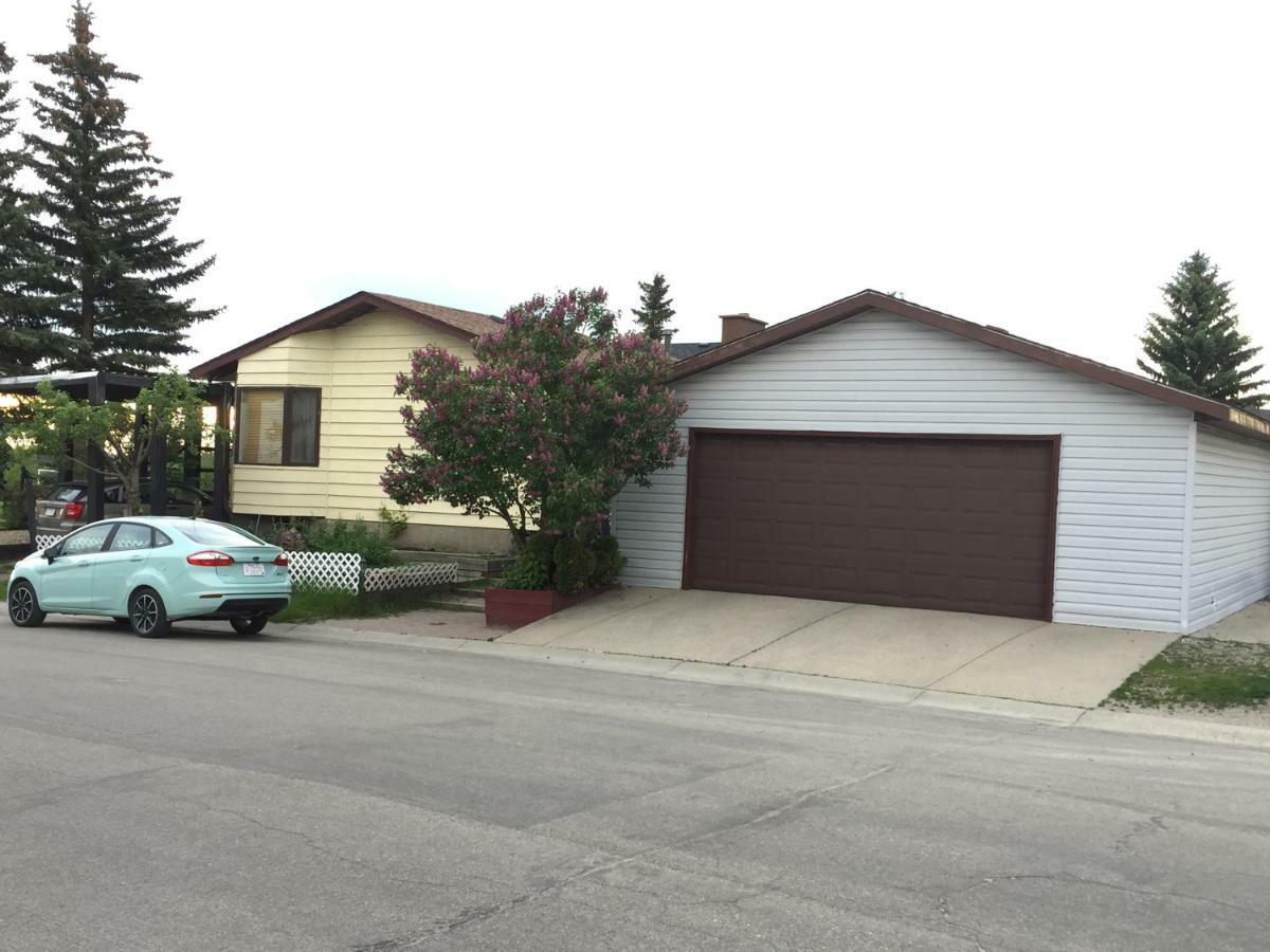 Calgary Star Cozy Home Room photo